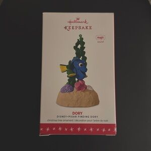 Hallmark Keepsake Disney/Pixar “Finding Dory” Christmas Ornament NIB